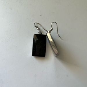 Beautiful onyx drop earrings